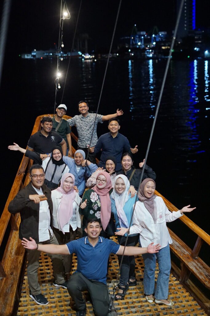 Sailing bersama sahabat pinisi makassar