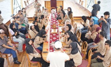 wisata kapal pinisi, sahabat pinisi makassar