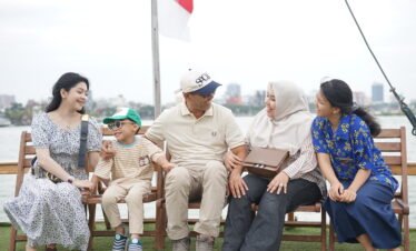 privat sailing bersama sahabat pinisi makassar