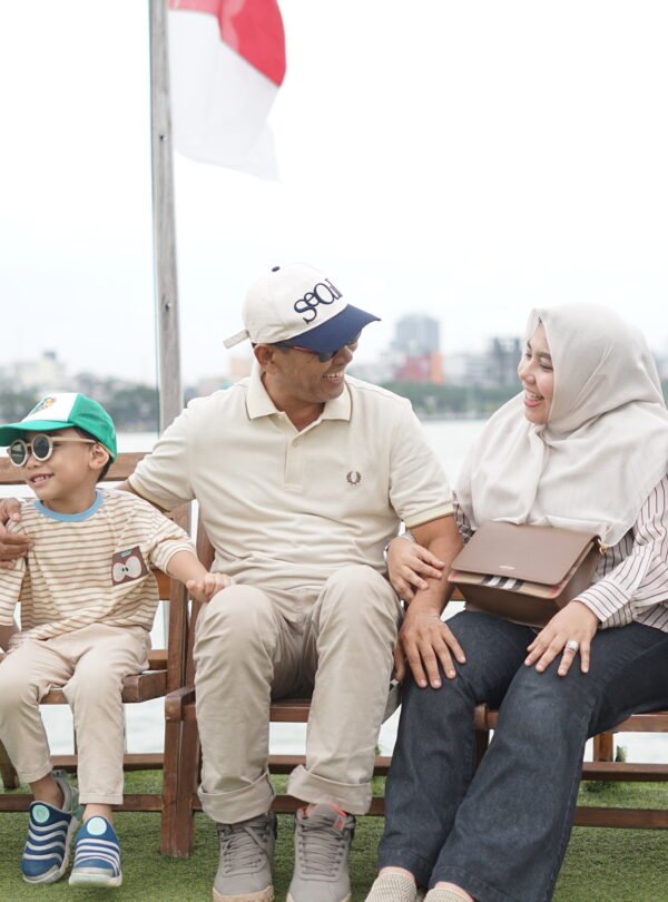 privat sailing bersama sahabat pinisi makassar