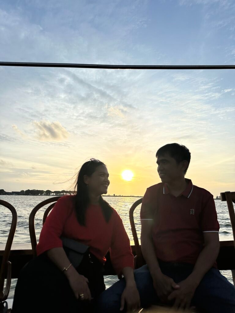 sunset kota makassar