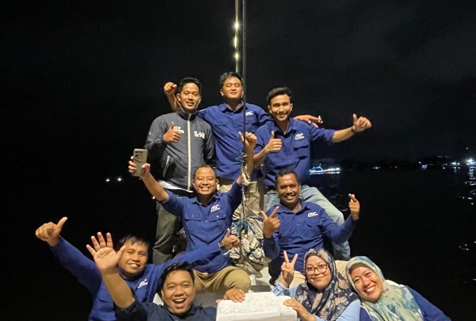 wisata kapal pinisi makassar