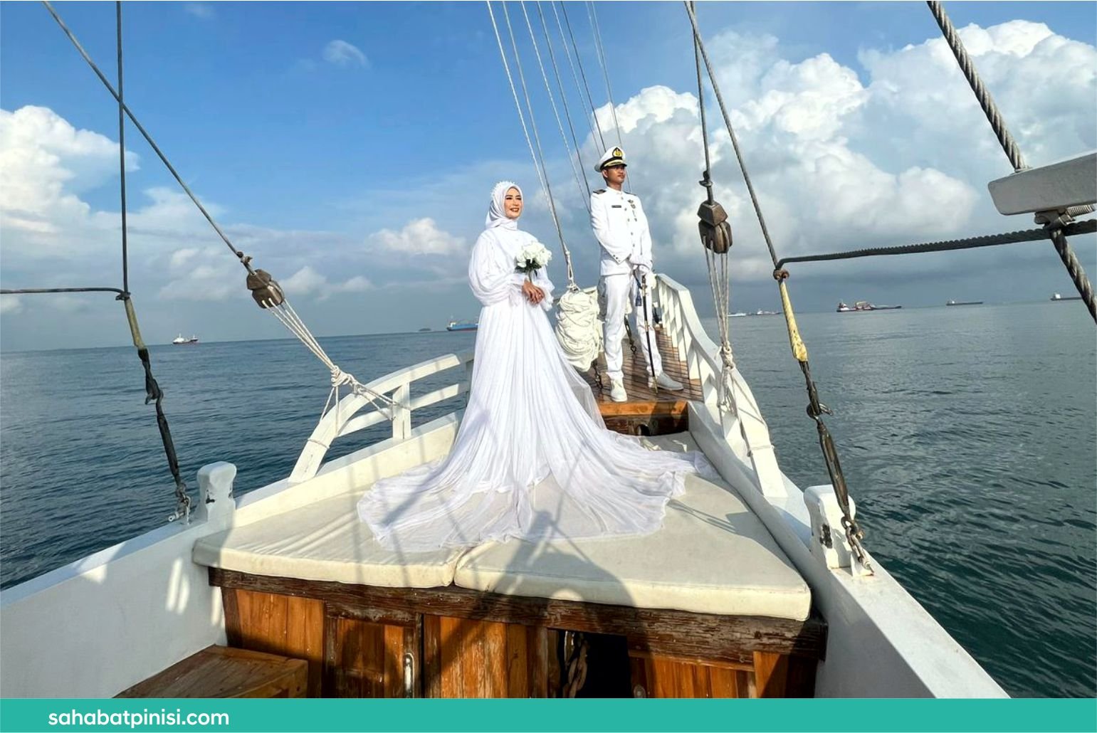 prawedding di kapal pinisi sahabat pinisi