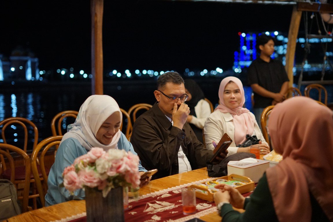 Reservasi kapal pinisi Makassar via WhatsApp Sahabat Pinisi