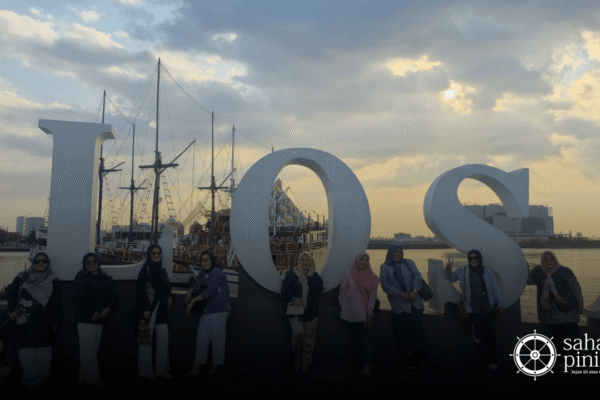 Panduan Lengkap Morning Sailing Kapal Pinisi Makassar